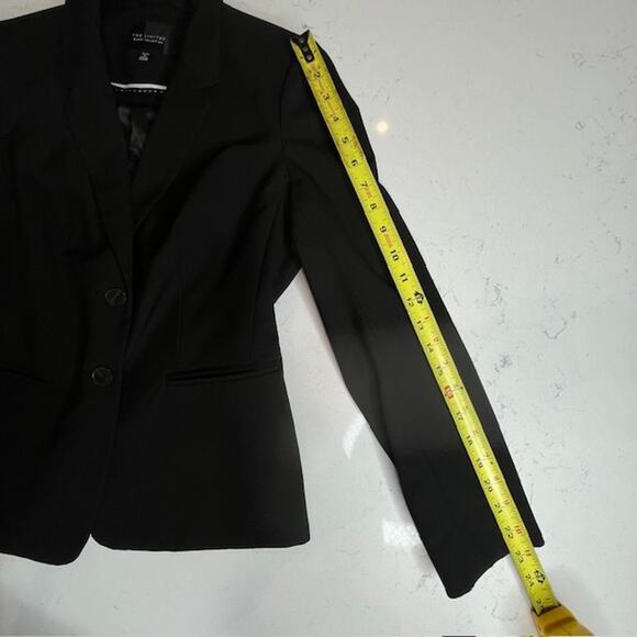 The Limited Black Collection Blazer Size 8P - Picture 9 of 12